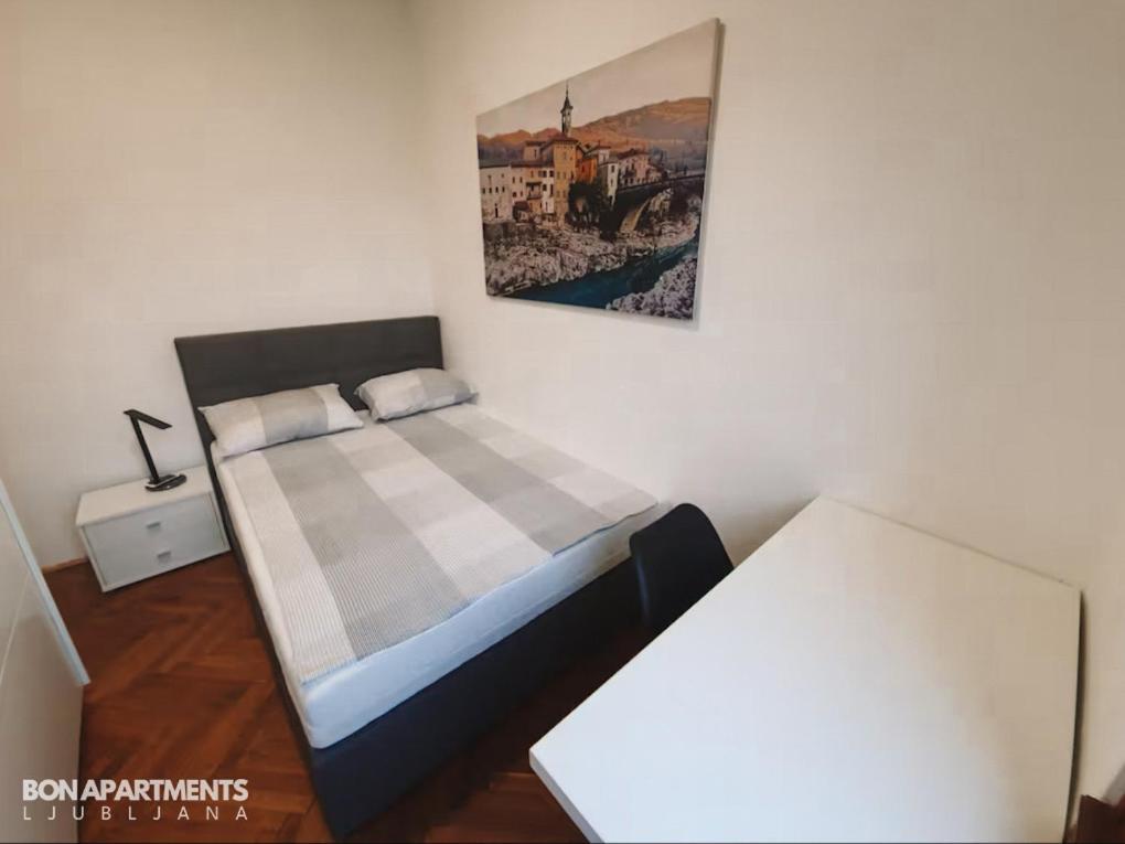 Apartamento Huge Bbq Garden 2, Spacious Flat, Ac, Free Parking 2