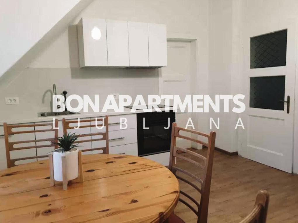 Apartamento Huge Bbq Garden 2, Spacious Flat, Ac, Free Parking 2 *